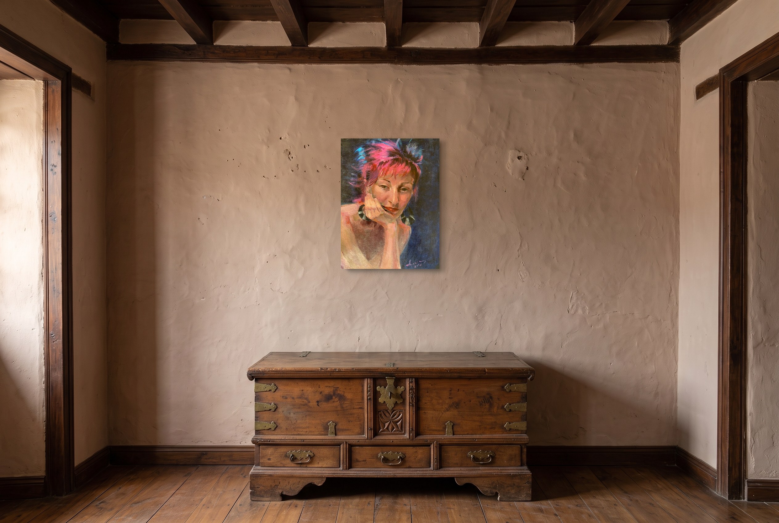«Pensando», cuadro original de Alicia Prado, colgado en salón de una casa colonial en Cuenca