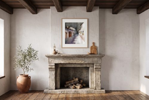 «Pueblo oscuro», cuadro original de Alicia Prado, colgado en salón de cortijo andaluz con chimenea